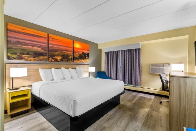 غرفة قياسية بسرير كينج، Days Inn by Wyndham Minot 6/10