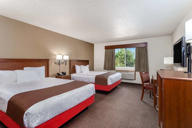 غرفة بسريرين كوين لذوي الإعاقة، Americinn By Wyndham Monroe 3/8