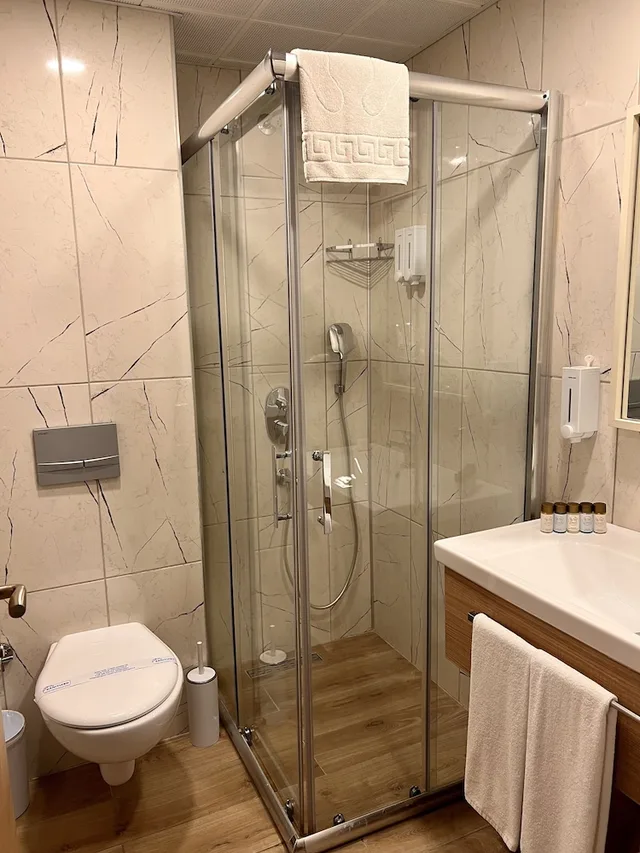غرفة ديلوكس بسريرين منفصلين بإطلالة على المدينة، Old Town Point Hotel & Spa Antalya 5/9