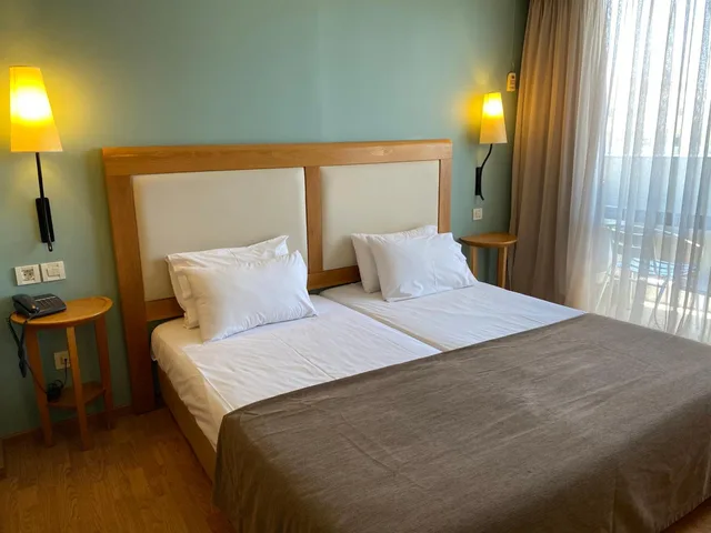Double Room (Ra)، Olympic 4/10