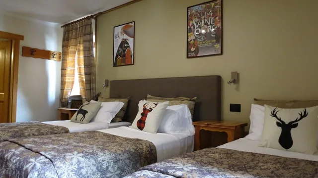 غرفة ثلاثية بثلاثة أسرّة، Astoria 1/7