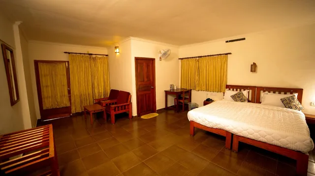 Deluxe, Twin Beds, Valley View، Glenmore Resorts 1/2