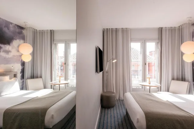 غرفة كلاسيكية بسرير كوين، Le Grand Balcon Hotel 4/9