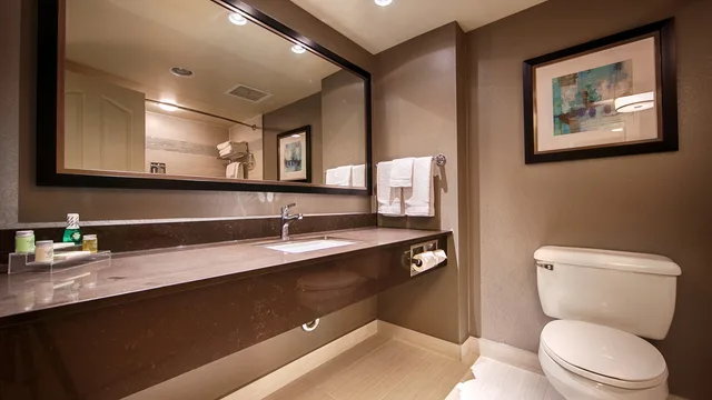 Suite, 2 Queen Beds, Sofa, Best Western Plus The Arden Park Hotel 2/2