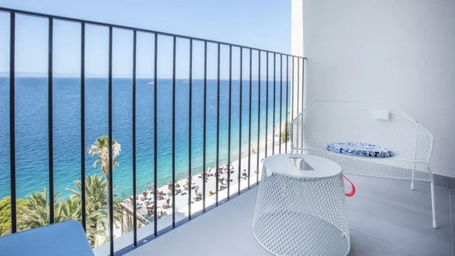 غرفة قياسية بسريرين منفصلين بإطلالة على البحر بشرفة، Bluesun Hotel Jadran 6/6