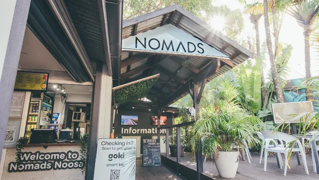 غرفة قياسية رباعية بسرير كوين وسريرين منفصلين، Nomads Noosa Youth Resort 1/1