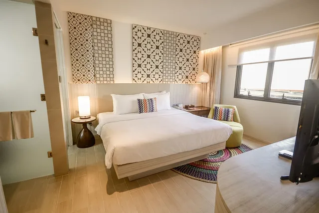 غرفة ديلوكس بسرير كينج، Hue Hotels and Resorts Puerto Princesa Managed by HII 5/8
