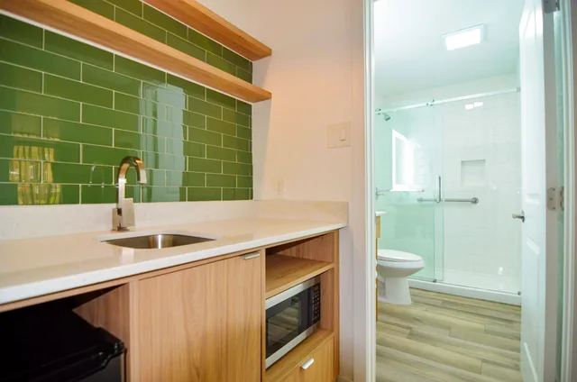 Studio, King Bed, Hotel Monreale Inn & Studios I-Drive Icon Park Orlando 7/7