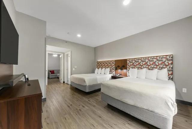 جناح بسريرين كوين بغرفة نوم واحدة، Hawthorn Suites By Wyndham College Station 1/8