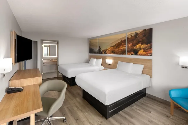 غرفة بسريرين كوين، Days Inn by Wyndham Harrisonburg 2/5