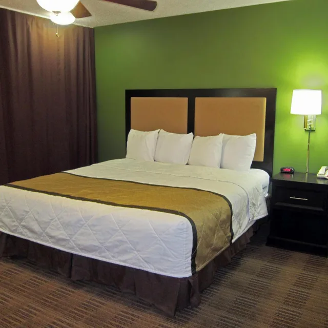 استوديو ديلوكس بسرير كينج، Extended Stay America Suites Princeton - West Windsor 1/10