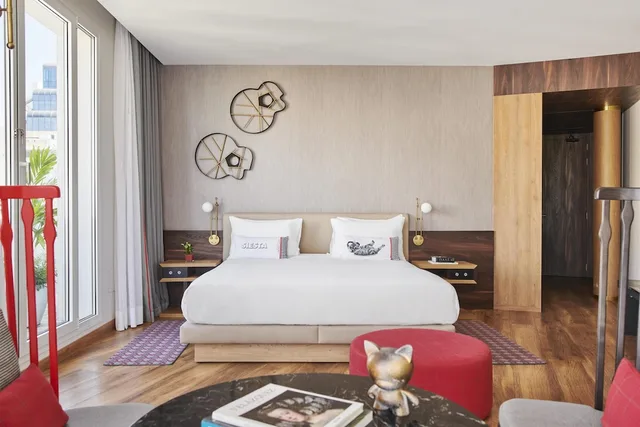 جناح بشرفة، Hyatt Centric Gran Via Madrid 4/8