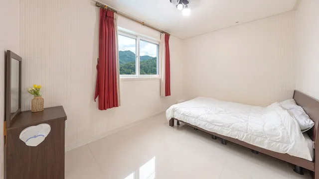2 Bedrooms, Venice, Spa, Basic, Futon Bed, 1 Queen and 1 Single Bed، Gapyeong Rialto Pension 1/6