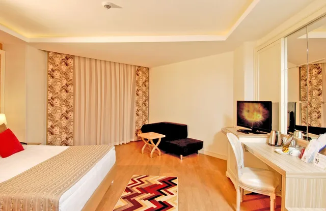 Standard, Double or Twin Bed, Land View، Delphin Deluxe Resort 9/10