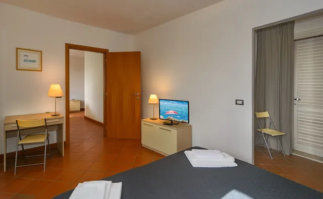 شقة بسرير كوين وسريرين منفصلين بغرفة نوم واحدة، Residence San Rossore 2/5
