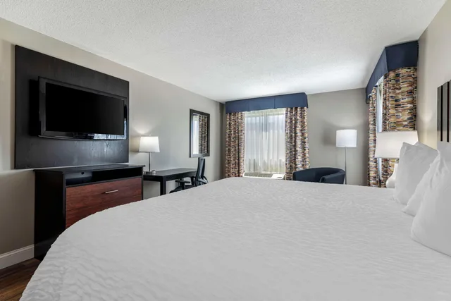 غرفة بسرير كينج، Black Bear Inn, an Ascend Collection Hotel 1/7