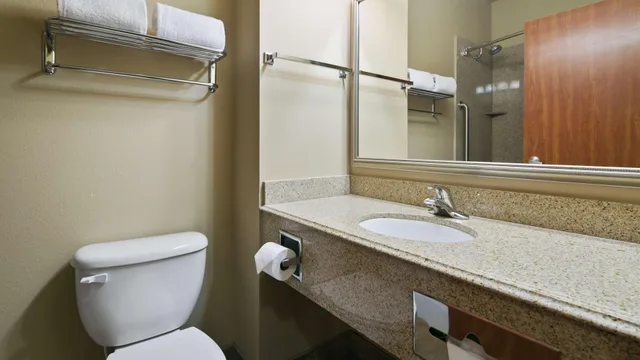 جناح بسرير كينج، Best Western Plus Port Of Camas-Washougal Convention Center 2/2