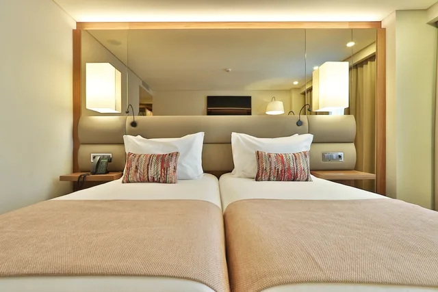 غرفة تنفيذية بسريرين منفصلين، Turim Iberia Hotel 3/6