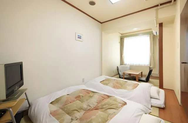 غرفة يابانية تقليدية، Shinjuku Urban Hotel 1/1