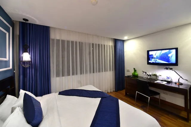 Suite, 1 King and 1 Single Beds, Grand View, Eternity Hotel 8/10