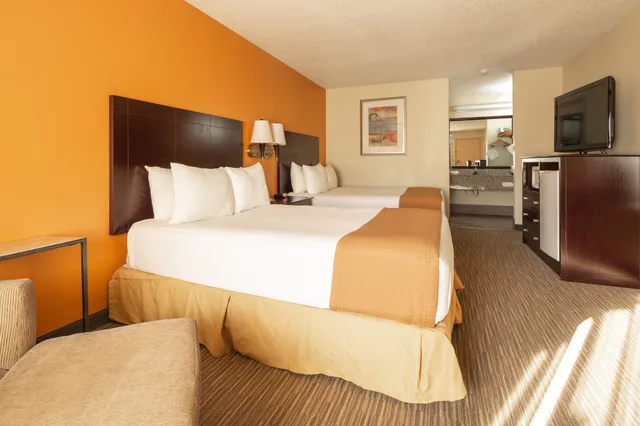 غرفة قياسية بسرير كينج، Best Western Royal Inn 3/10