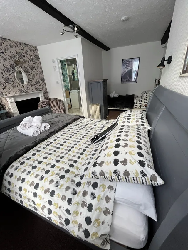 غرفة عائلية بسرير كينج وسرير فردي، St George's Guesthouse 1/6
