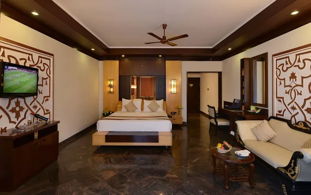 Ultra, Luxury, Suite, King Bed, River Wing، RESORT RIO 2/6