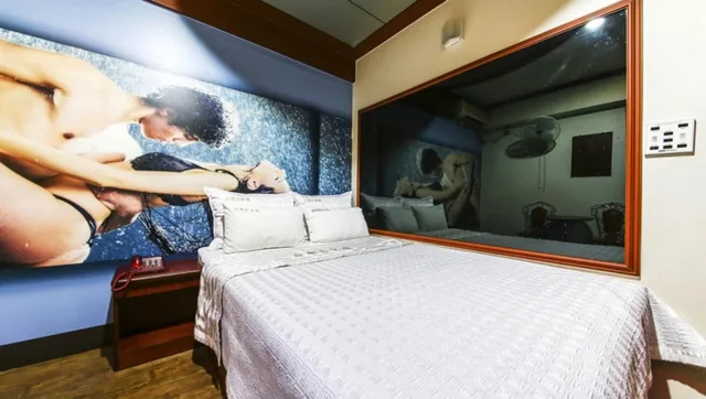 غرفة قياسية بسرير مزدوج، Swiss Motel 1/3