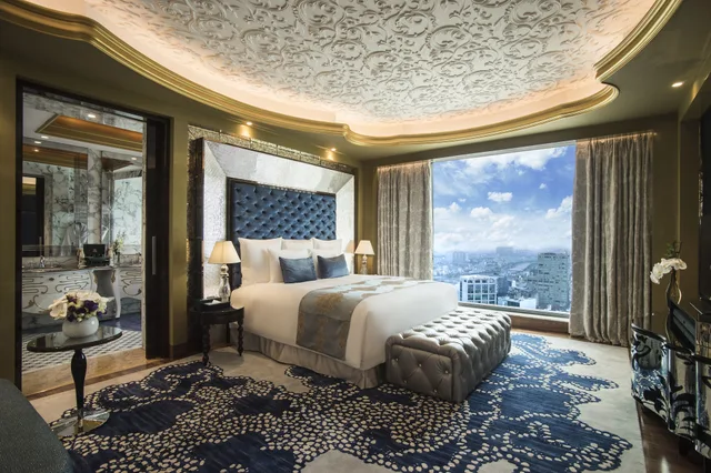 جناح جونيور بإطلالة على المدينة مع دخول صالة النادي، The Reverie Saigon Hotel 5/10