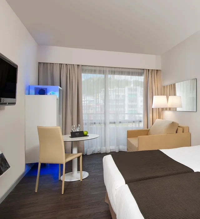 غرفة كلاسيكية بسرير كينج، Melia Palma Marina 4/7
