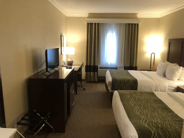 غرفة قياسية بسريرين كوين، Comfort Inn Early Brownwood 3/6