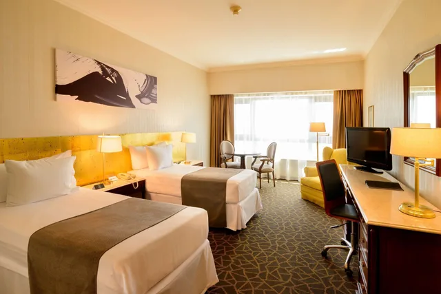 غرفة بريميوم بسريرين منفصلين، Radisson Montevideo Victoria Plaza Hotel 3/9