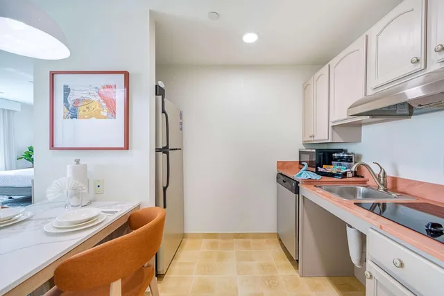 استوديو بسرير كينج مع أريكة لذوي الإعاقة، Homewood Suites by Hilton East Rutherford - Meadowlands, NJ 3/3