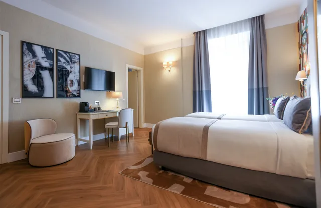 جناح جونيور، Leonardo Boutique Hotel Rome Monti 1/5