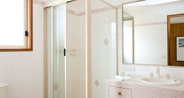 Villa, Bunk Bed, Queen Bed, Water View، Nrma Merimbula Beach Holiday Resort 4/5