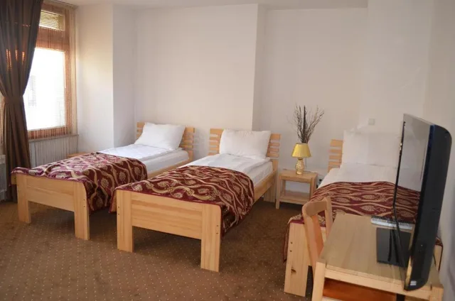 غرفة عائلية، Hotel Berr 2/4