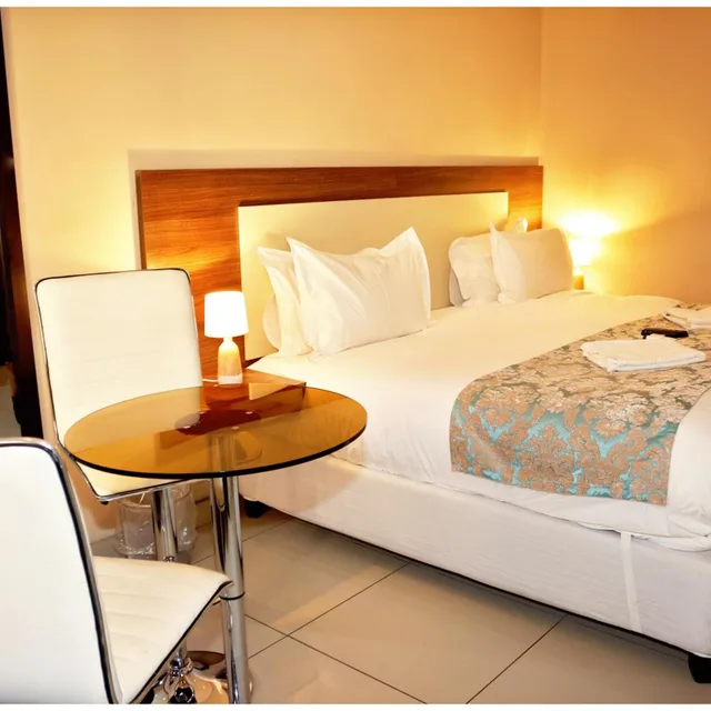 غرفة سوبيريور بسرير كينج، Eagle Nest Luxury Accommodation 4/6