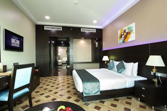 Lotus, Suite, Queen Bed, City View، Park Regis Lotus Hotel 1/2