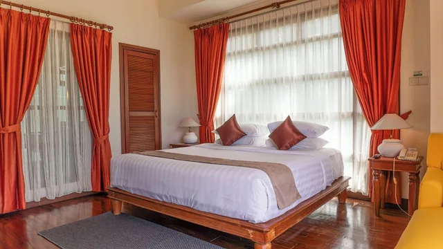 فيلا بسرير كينج وسرير فردي بإطلالة على البحر بغرفتي نوم بمسبح خاص، Indra Maya Pool Villas 3/10