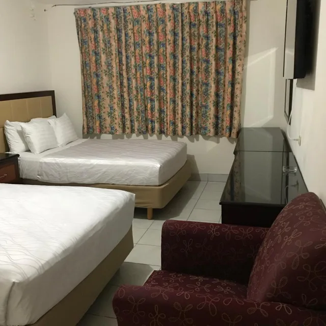 غرفة بسريرين منفصلين، Hotel Guillen Jr 6/6