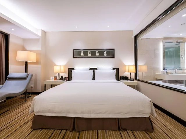 غرفة تنفيذية بسرير كينج، PULLMAN GUIYANG 2/7