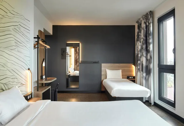 غرفة سوبيريور ثلاثية، B&B Hotel Argenteuil 1/9