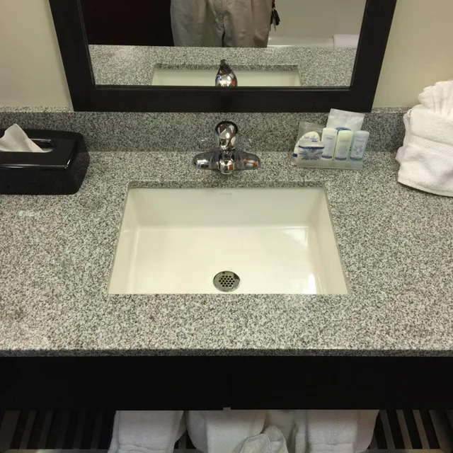 غرفة بسريرين كوين مع أريكة، Sleep Inn & Suites Page at Lake Powell 7/10