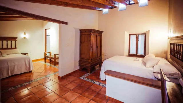 جناح بسريرين مزدوجين، Meson del Alferez Coatepec 1/3