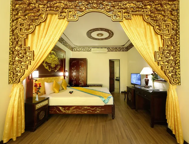 جناح ملكي بسرير كينج، Thanh Lich Royal Boutique Hotel 1/3