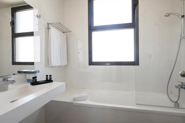 غرفة قياسية بسرير مزدوج، Hotel Best 4 Barcelona 3/4