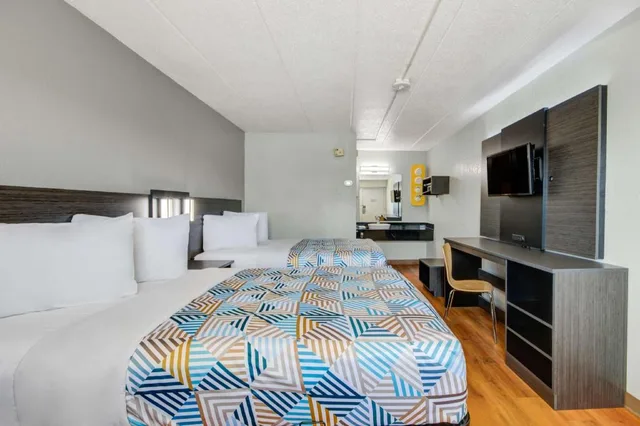 غرفة بسريرين مزدوجين لذوي الإعاقة، Motel6 York, PA 1/4