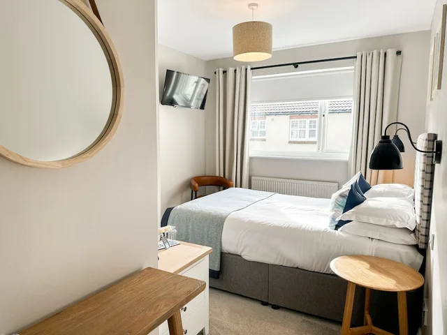 غرفة كلاسيكية بسرير مزدوج، CBH Beach House Hotel 5/9