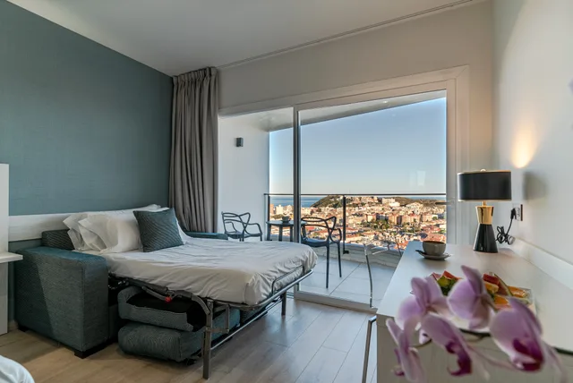 غرفة عائلية بإطلالة على البحر، Ramada Resort by Wyndham Puerto de Mazarron 3/3