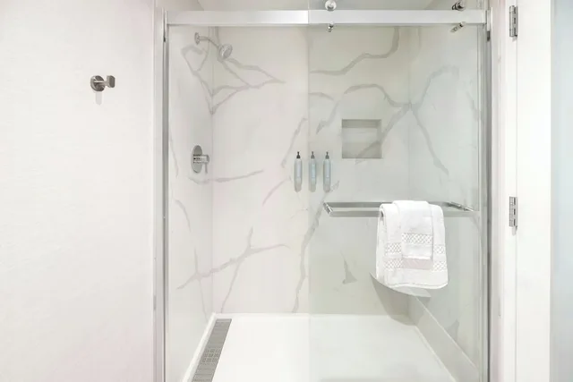 جناح بسرير كينج بغرفة نوم واحدة مع أريكة لذوي الإعاقة، Courtyard By Marriott Palo Alto Los Altos 6/6